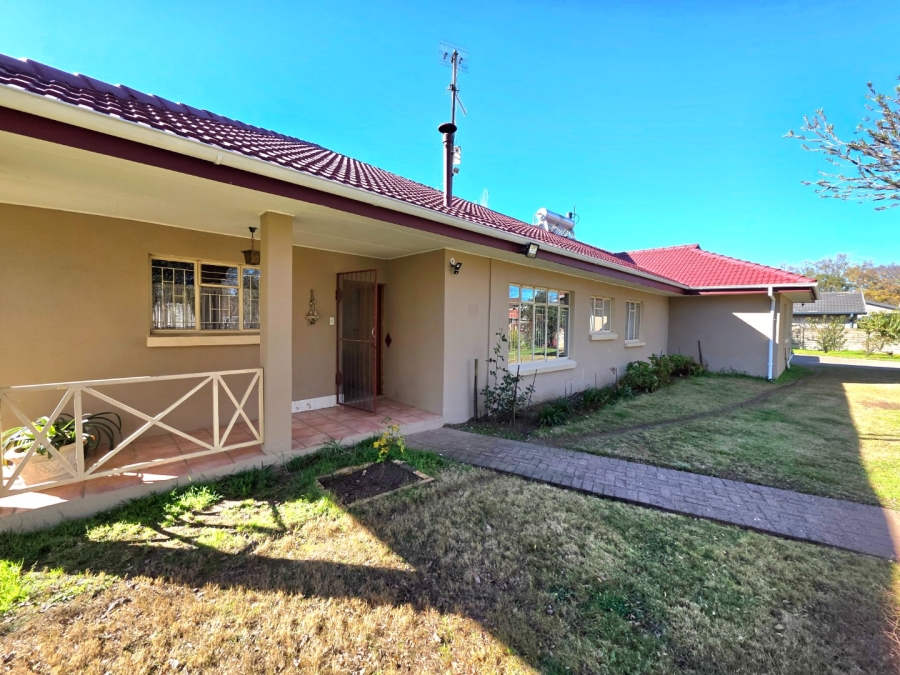 4 Bedroom Property for Sale in Jordania Free State